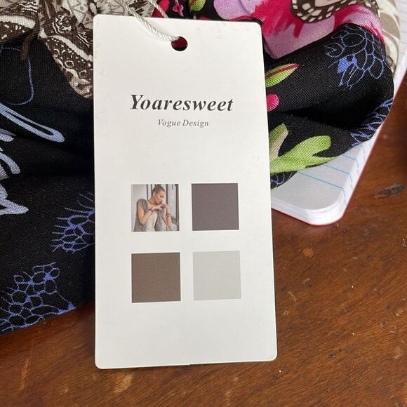 YOARESWEET VOGUE DESIGN BLOUSE SIZE XL - Picture 7 of 7